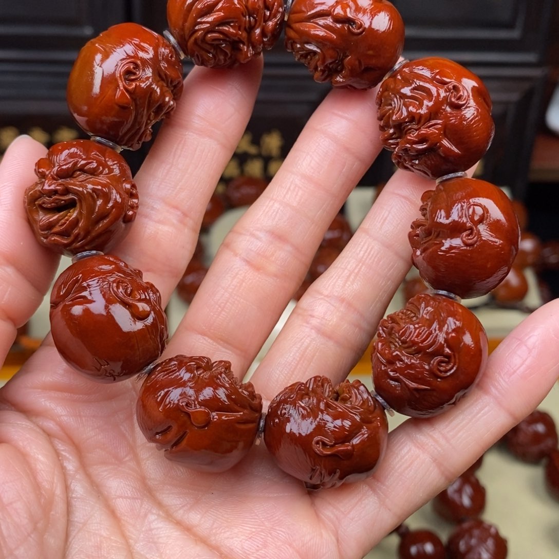 ****薛吊坠橄榄核恶僧恶僧