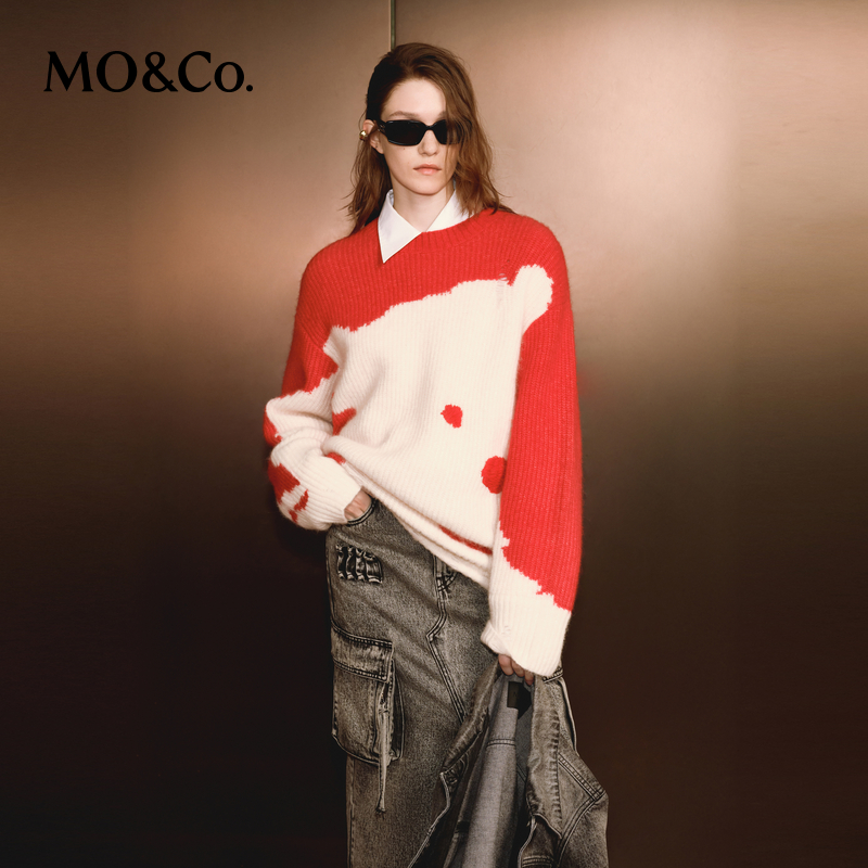 【赵老板专属】MOCO秋羊驼毛趣味小熊磨烂破洞圆领毛衣MBD3SWTT11