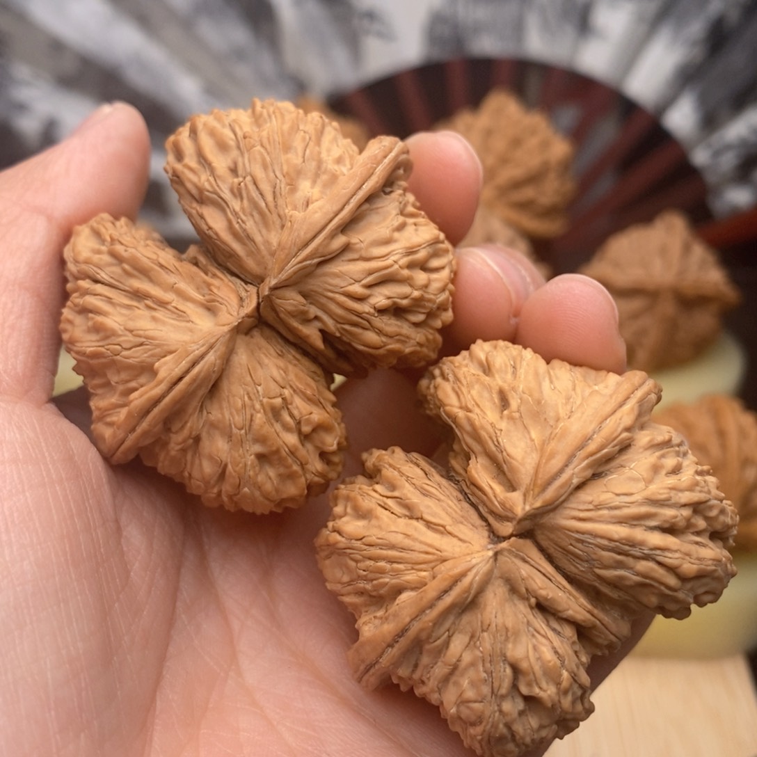 文玩核桃把件47白狮子连体