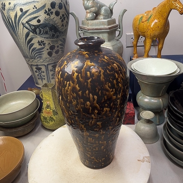 东***隼摆件吉州窑梅瓶瓷器摆件1