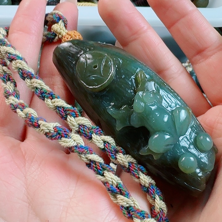 和田玉挂件未镶嵌