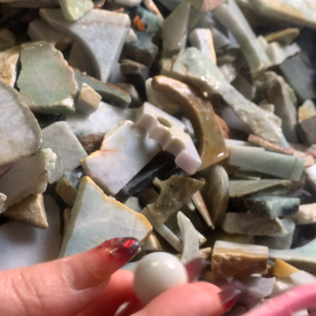 翡翠颈饰未镶嵌缅甸翡翠