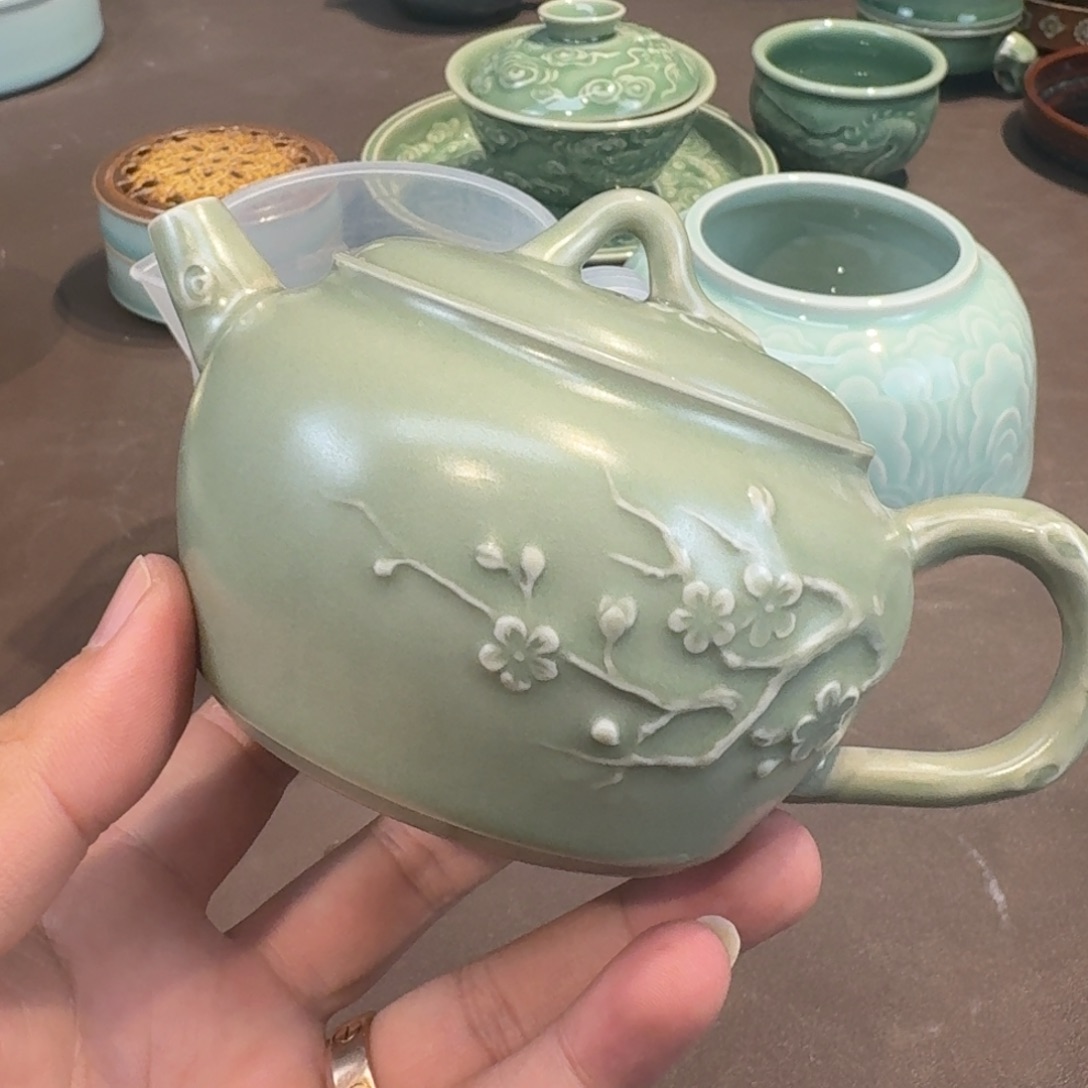 杯龙泉青瓷茶具微瑕