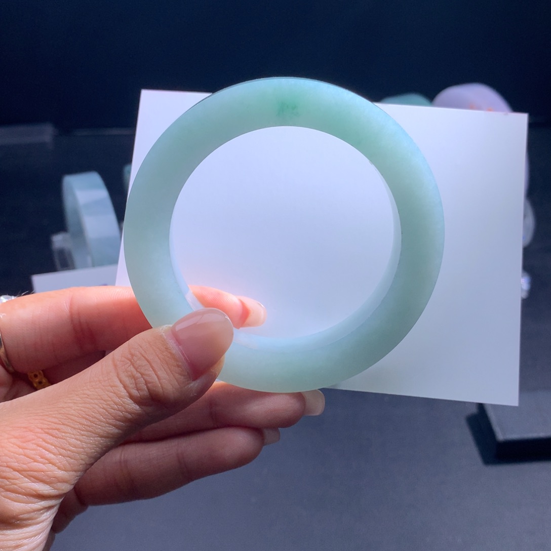 定制翡翠翡翠手镯未镶嵌