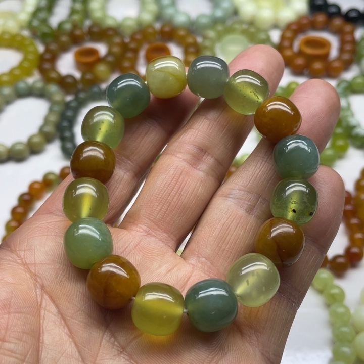 蛇纹石玉手串13+未镶嵌