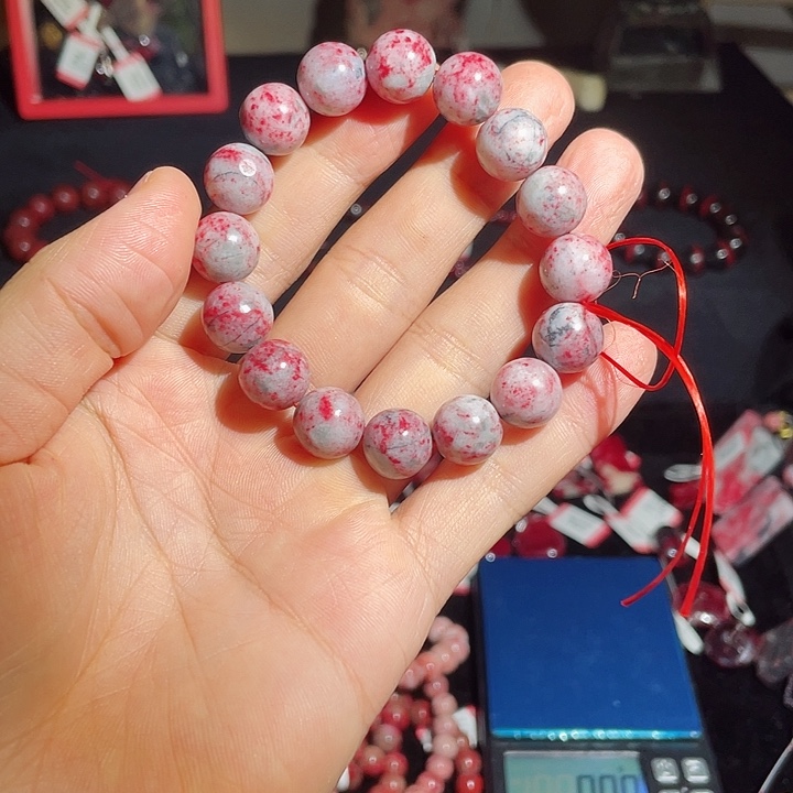 天然辰砂原石手串