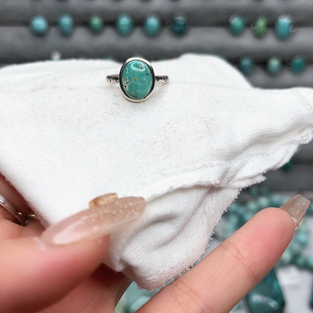 绿松石绿松石未镶嵌