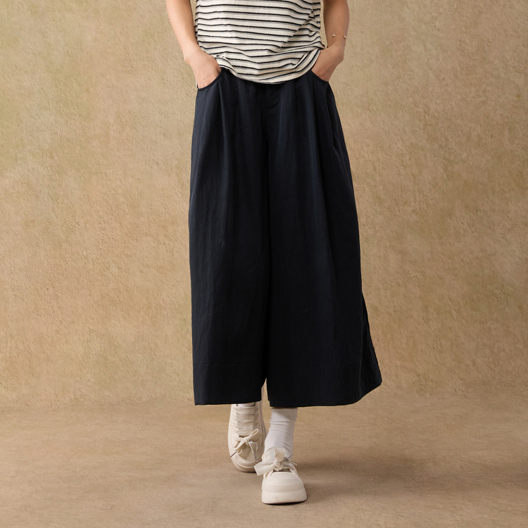 西町村屋简约文艺感阔腿裤女夏季新款休闲百搭七分裤子XHAB10274