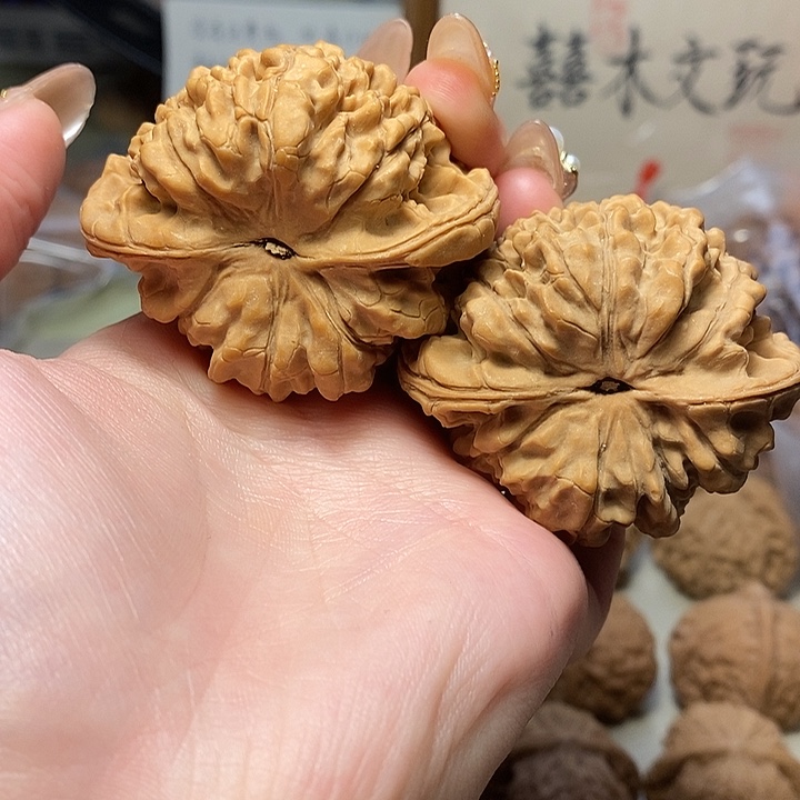 文玩核桃吊坠53官帽