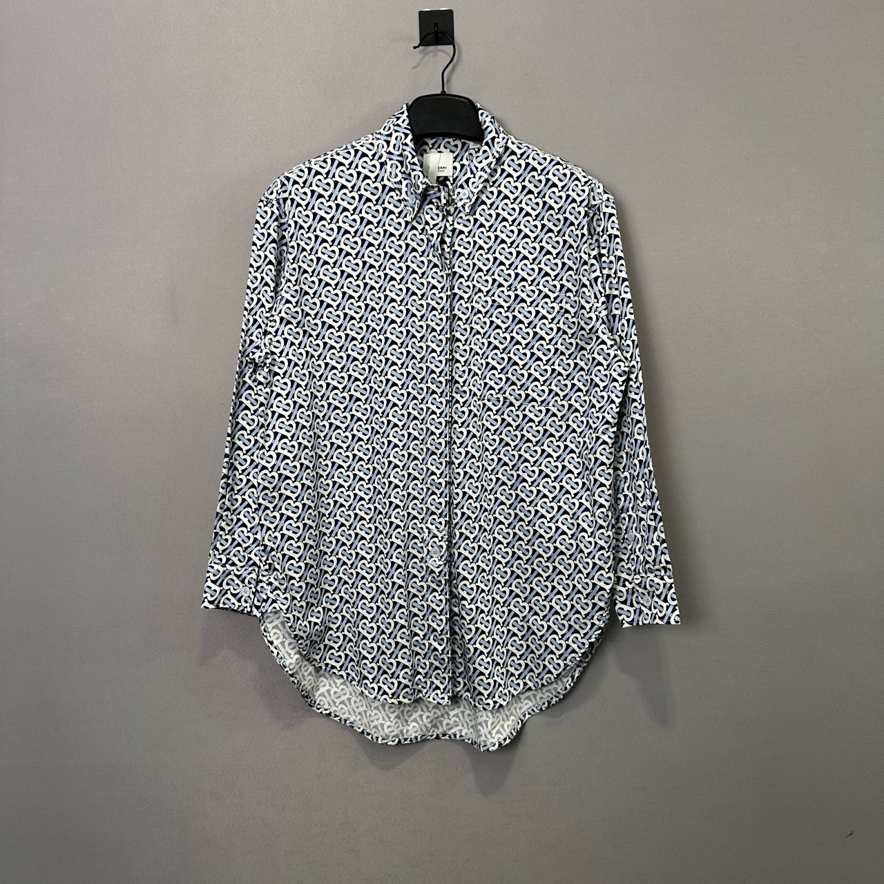 Burberry/博柏利满印TB字母衬衫/UK2码/98新/价4900