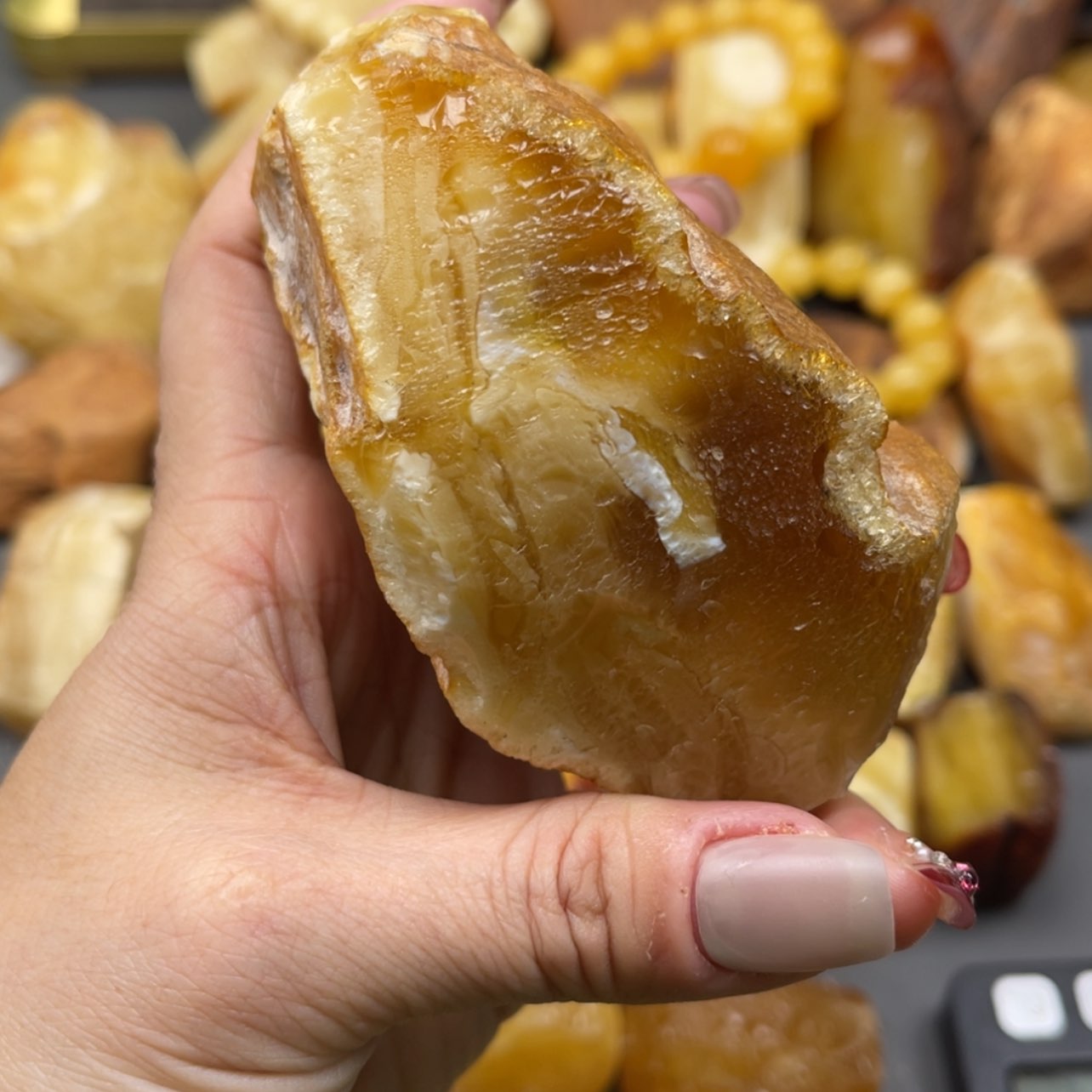 【闪购商品】未镶嵌定制琥珀回**湖天然琥珀蜜蜡原石定制y