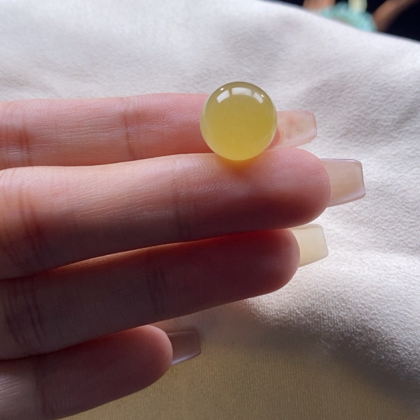 【闪购商品】翡翠颈饰未镶嵌冰鲜蛋黄珠卡12.9