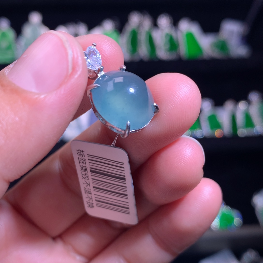 【闪购商品】颈饰银S925镶嵌翡翠天然翡翠