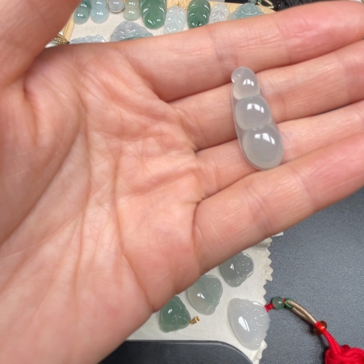 翡翠未镶嵌吊坠(不含链)翡翠