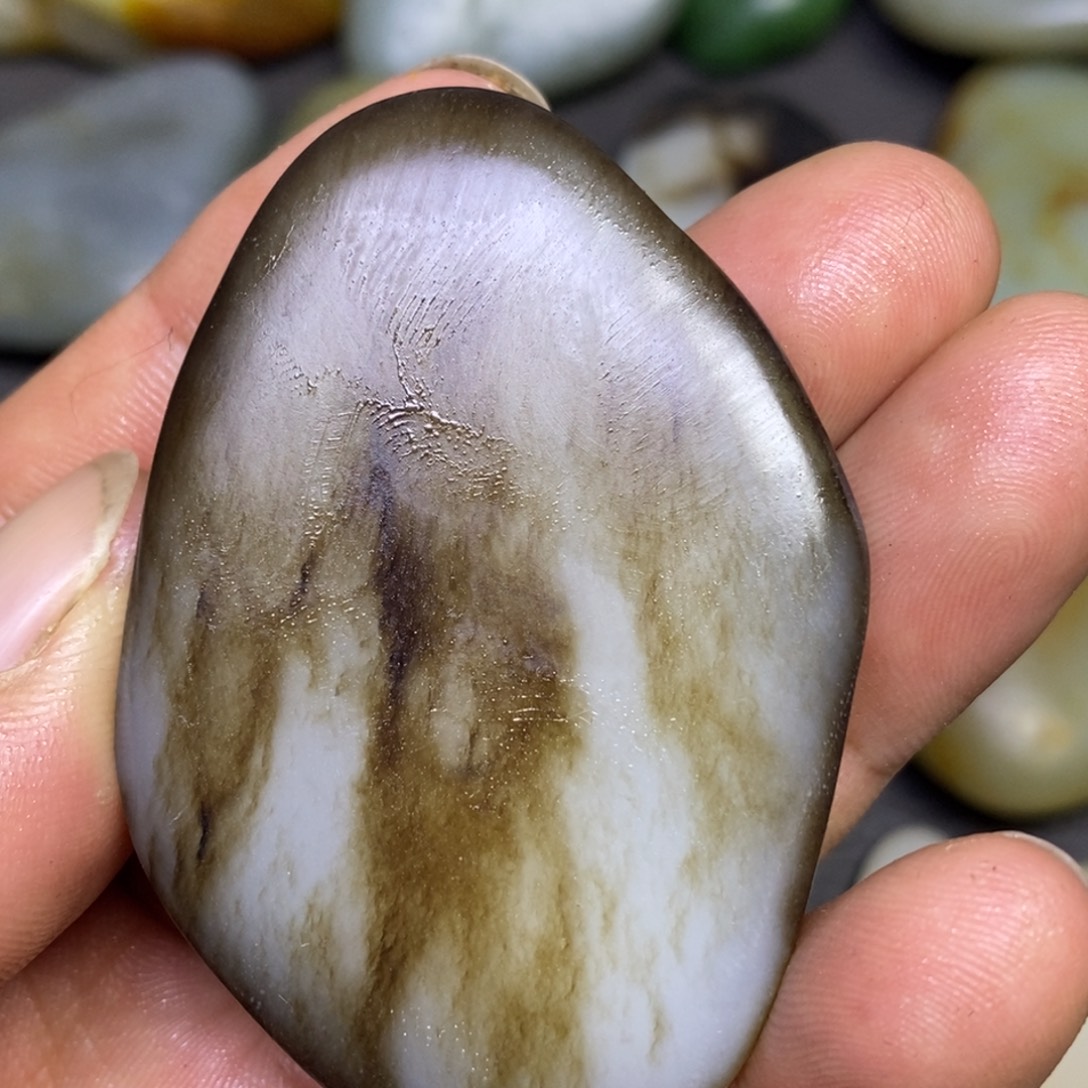 花***林和田玉未镶嵌挂件