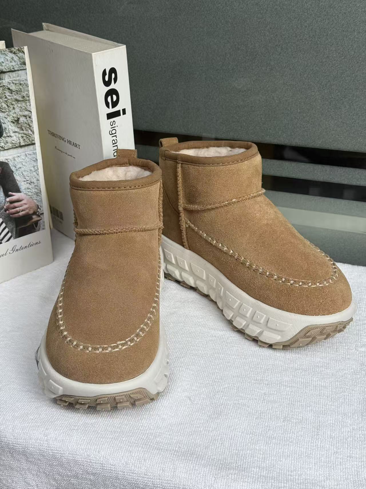 2025新款厚底雪地靴女款低帮短筒加绒加厚保暖内增高休闲羊毛棉靴