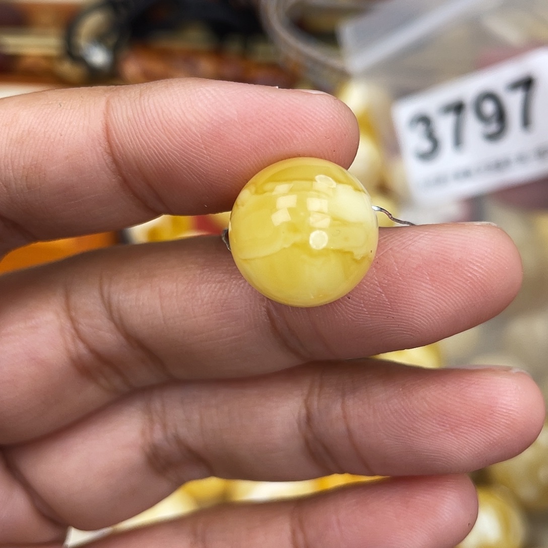 蜜蜡未镶嵌珠宝奇石粉15.5