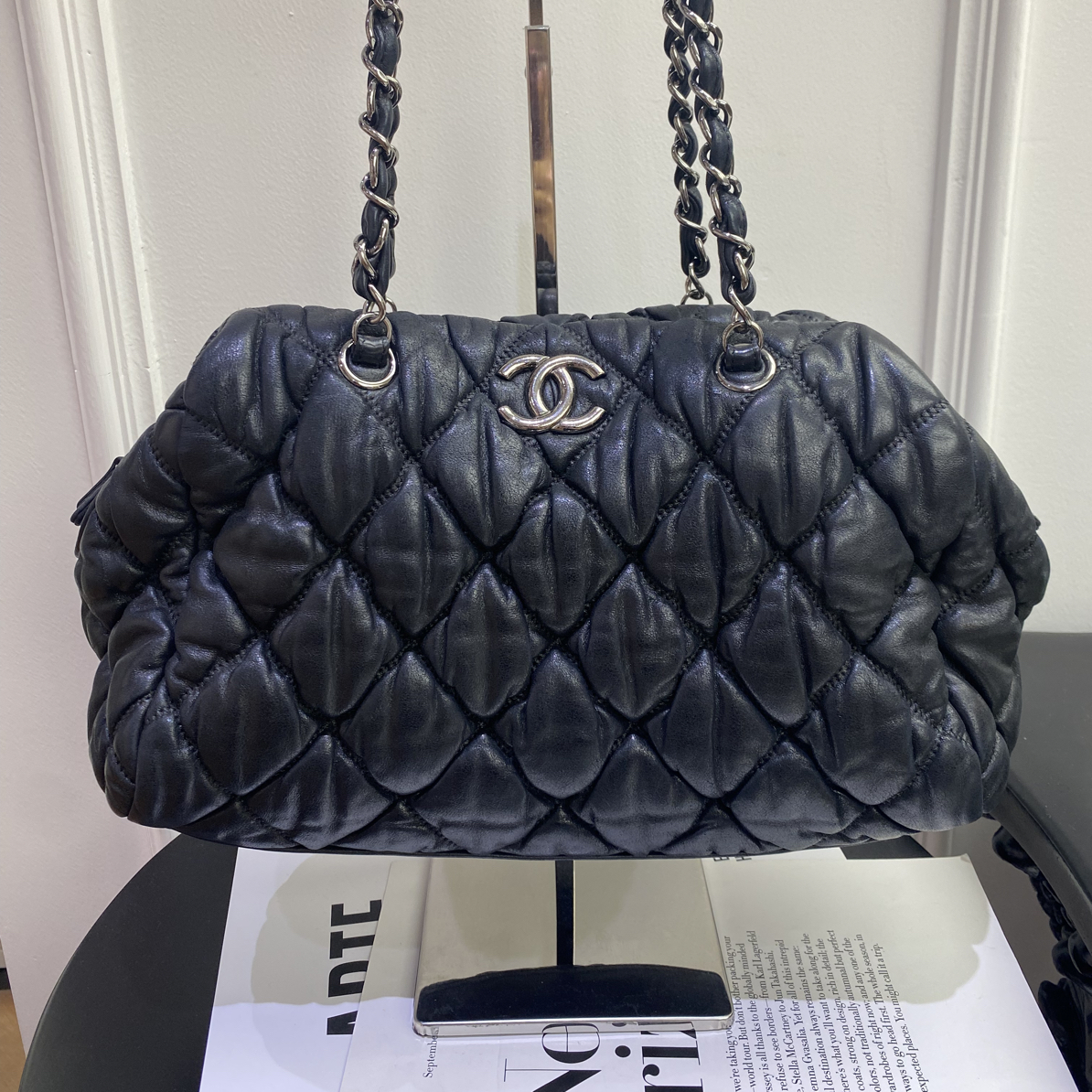 95新 Chanel/香奈儿  Chanel 黑银泡芙托特包