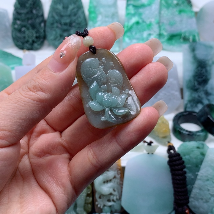 定制翡翠未镶嵌荷花鱼