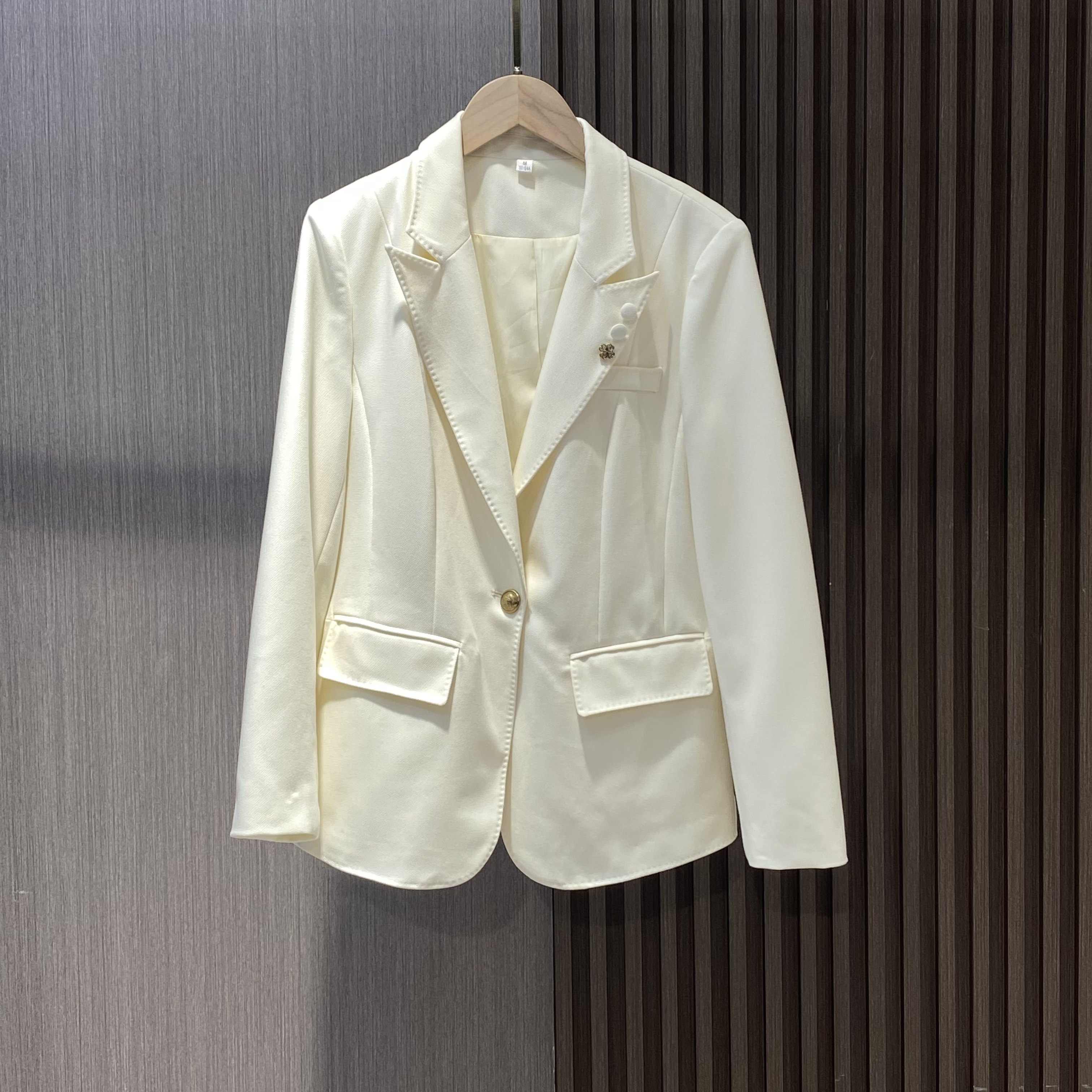 卓某雅同款高货西服显瘦必入