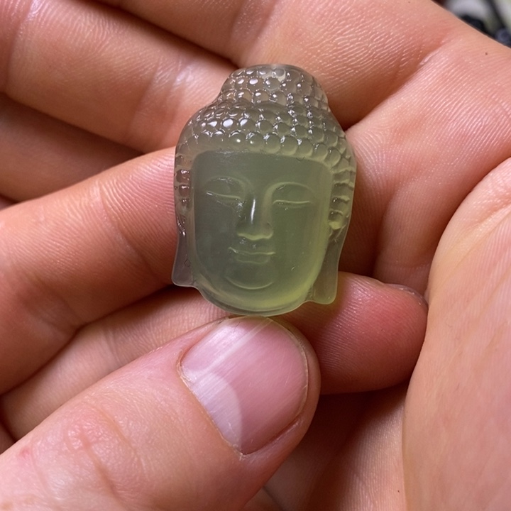 岫玉岫玉颈饰未镶嵌