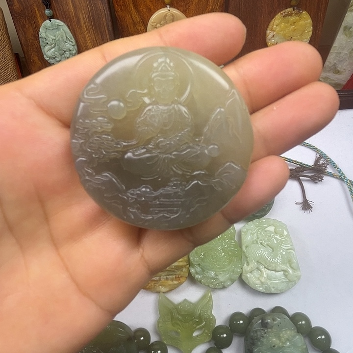 岫玉合金吊坠(赠链)