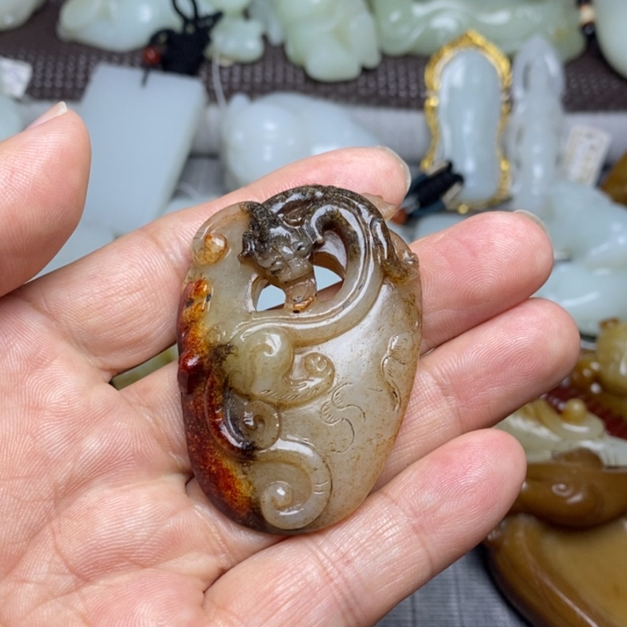 【闪购商品】和田玉（糖玉）颈饰未镶嵌冬**阳