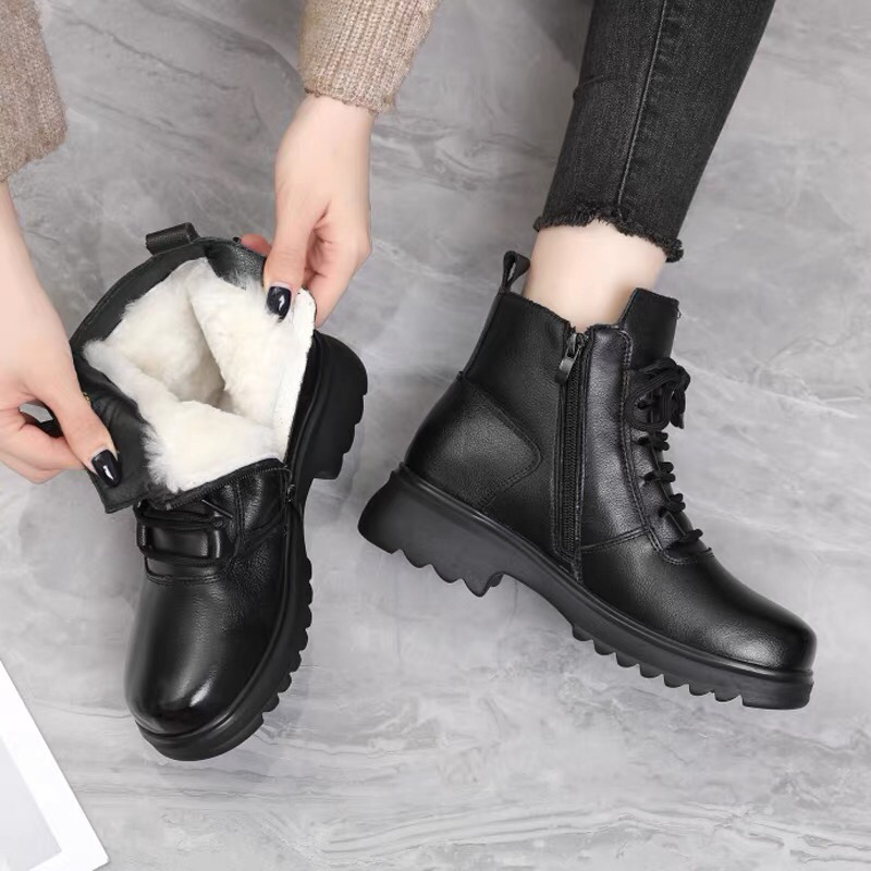 广州女鞋6591头层牛皮真皮纯羊毛保暖妈妈棉鞋软底舒适冬加厚短靴