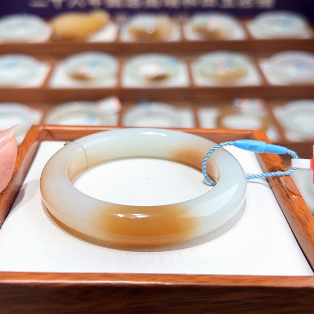 和田玉手镯50/51未镶嵌