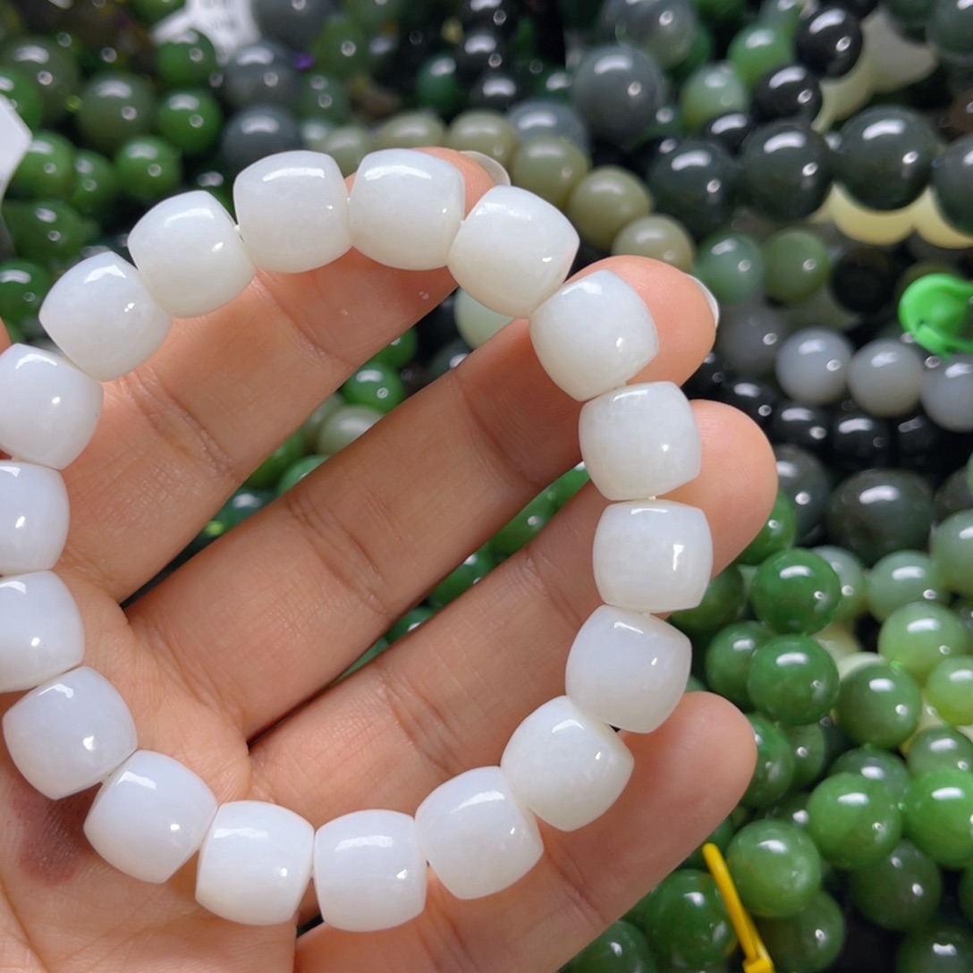 未镶嵌手链和田玉