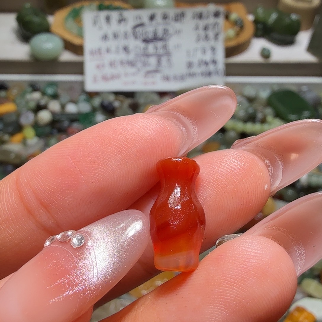 和田玉未镶嵌珠宝奇石