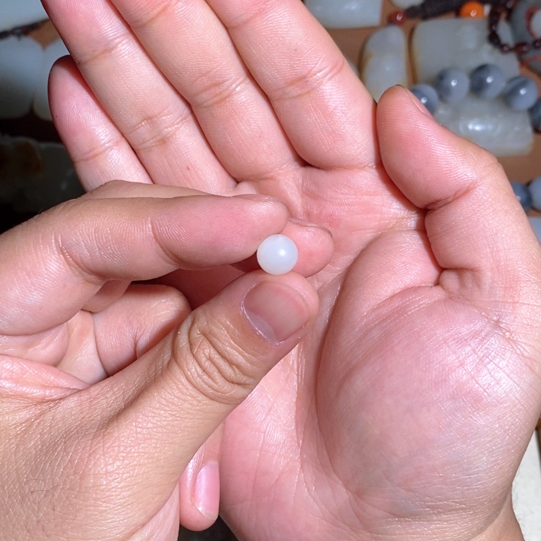 可***芳和田玉未镶嵌挂件卡8+珠子