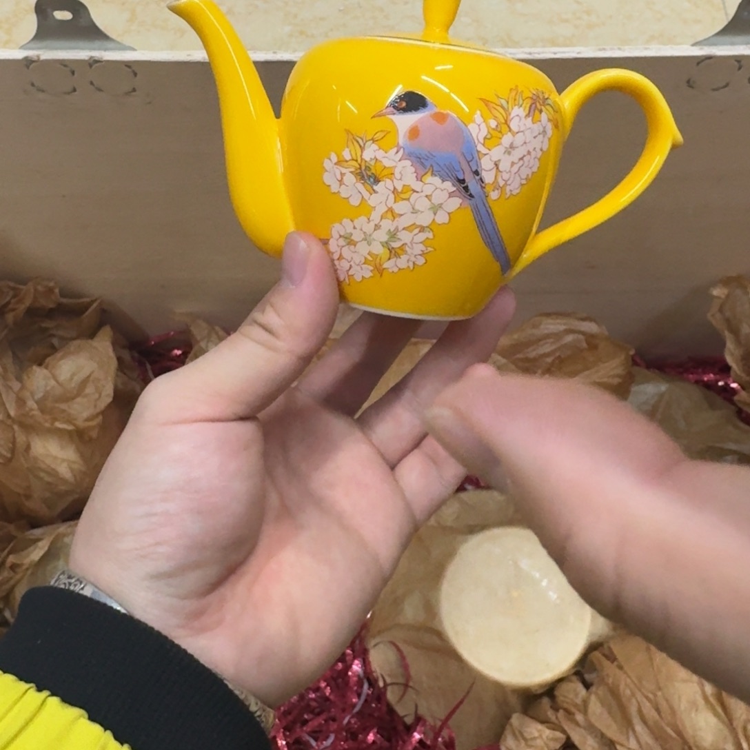 你好陶瓷 789546657555