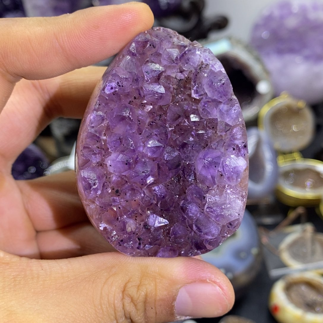 未镶嵌水晶大型摆件（非配饰）