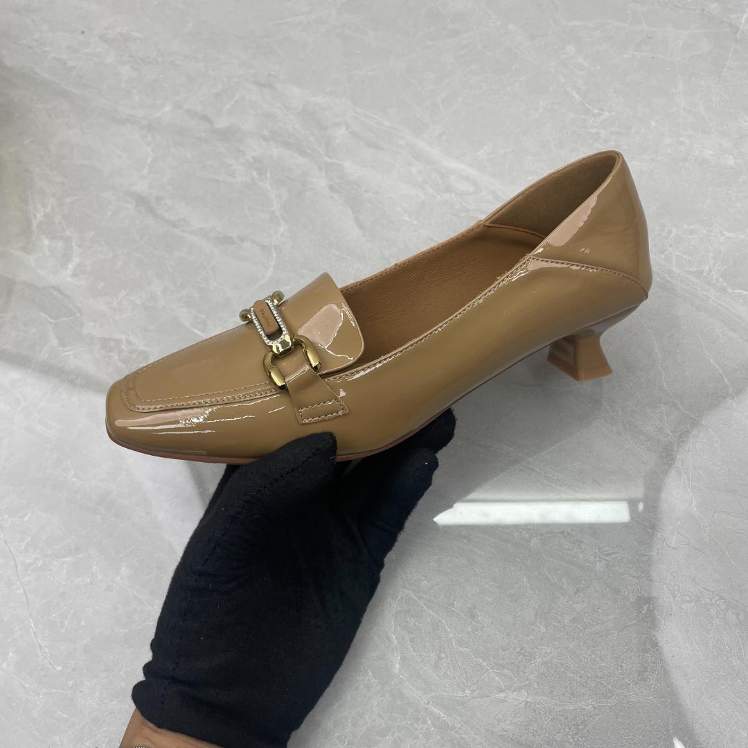 单鞋女（牛皮）43190-7910（孤品）b区37/38码