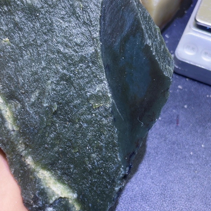 未镶嵌和田玉珠宝半成品