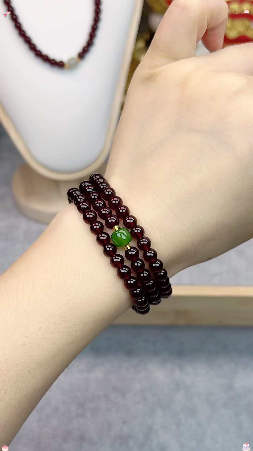 合金琉璃手链 卡6MM橄榄绿墩墩珠配饰三圈叠戴手串女款项链