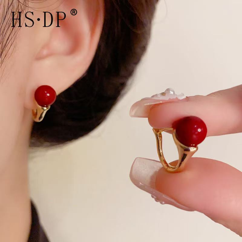 925银耳饰 安可拉红珍珠耳扣女气质时尚简约小众设计感耳环