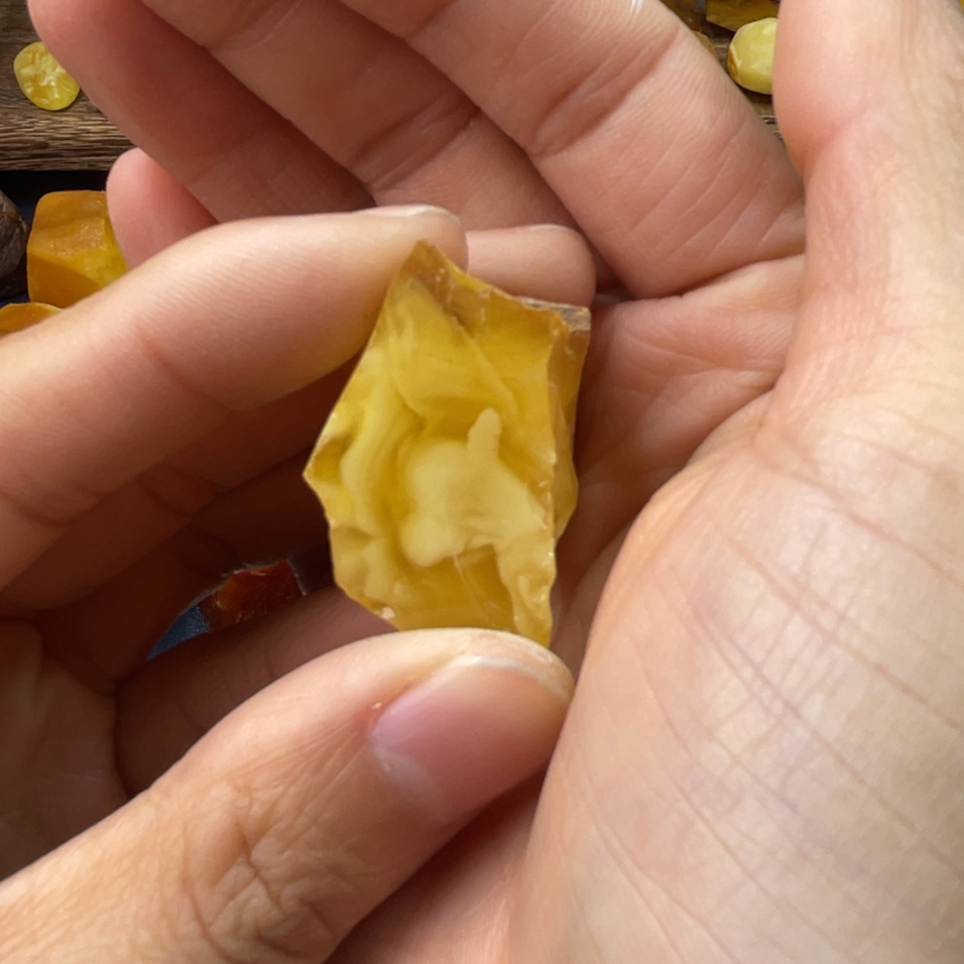 定制琥珀未镶嵌蜜蜡订制珠子