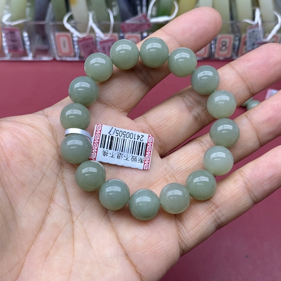未镶嵌和田玉手串小*儿