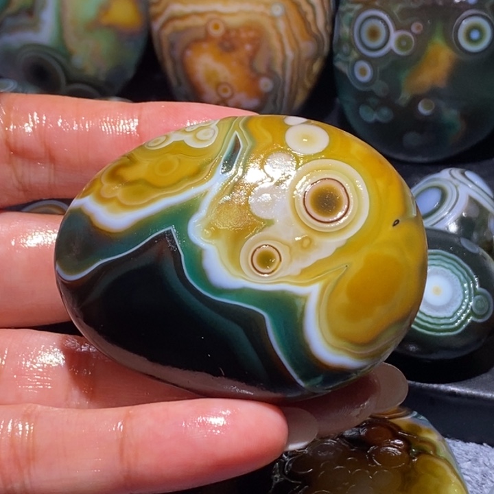 玛瑙/玉髓未镶嵌珠宝奇石19