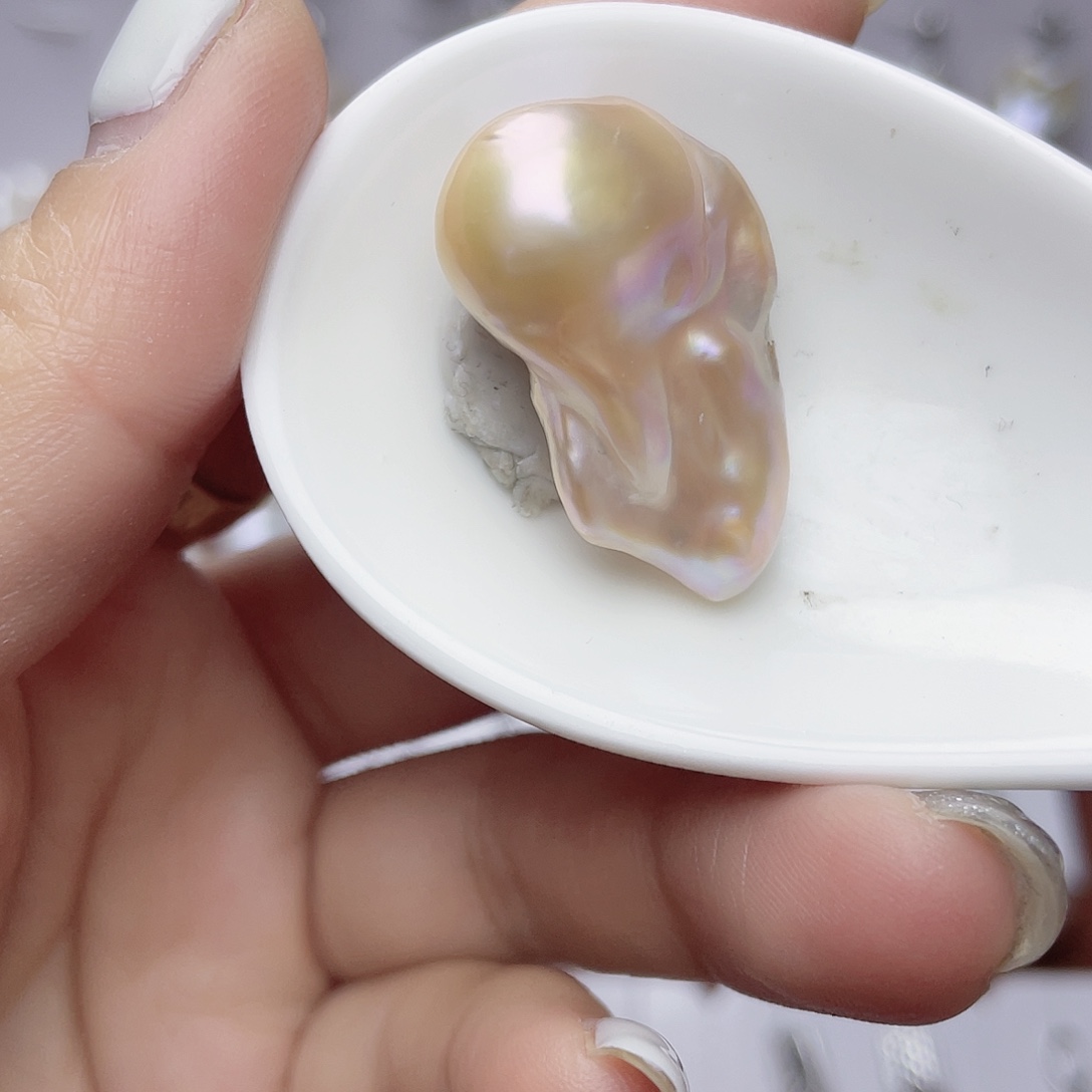 颈饰未镶嵌淡水珍珠