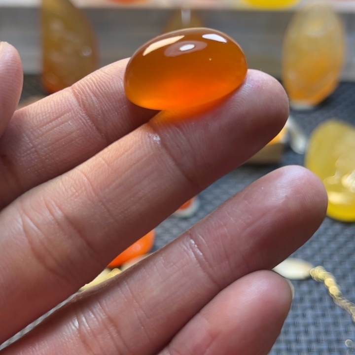 我***谓石英质玉未镶嵌旦面