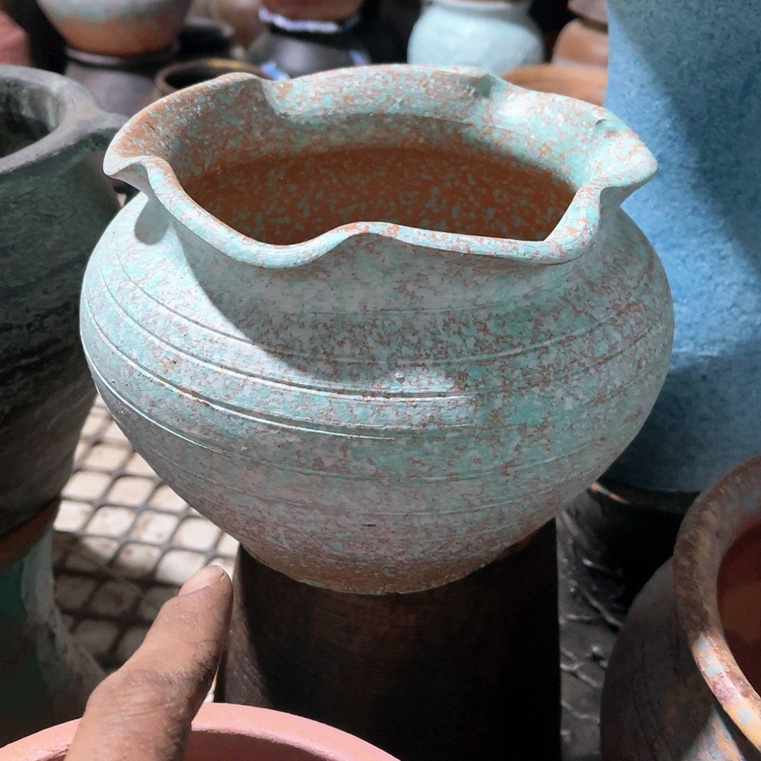 带孔口径18高度16微瑕