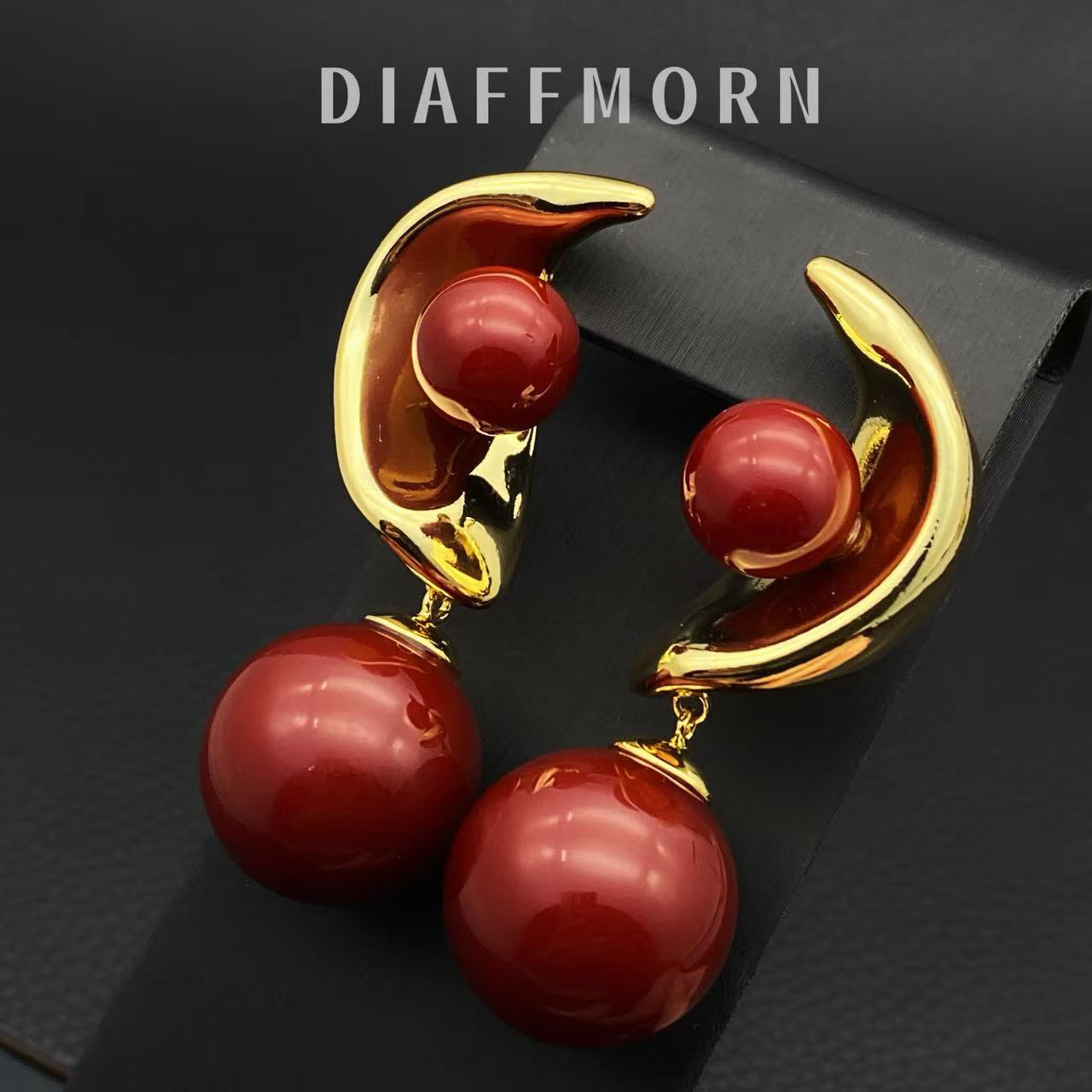 铜合金仿珍珠耳饰 D·F·M〖月亮湾〗高质感设计师款耳环