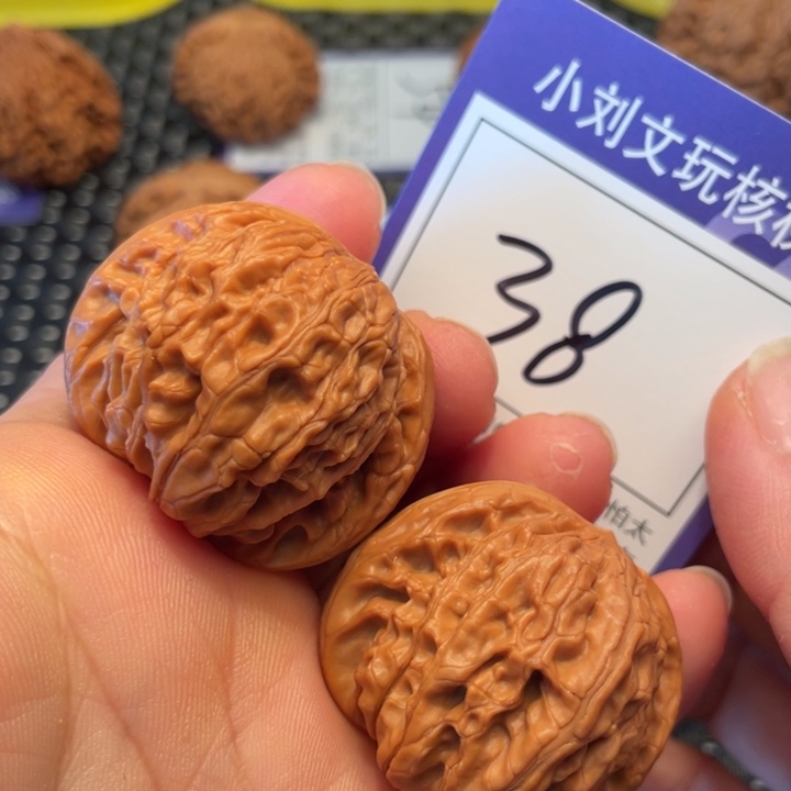 桃核把件39磨盘38。。。。。。。。