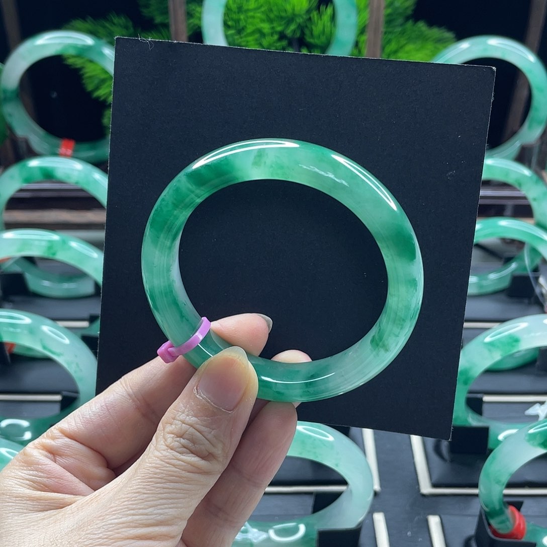 石英质玉手镯未镶嵌J*?