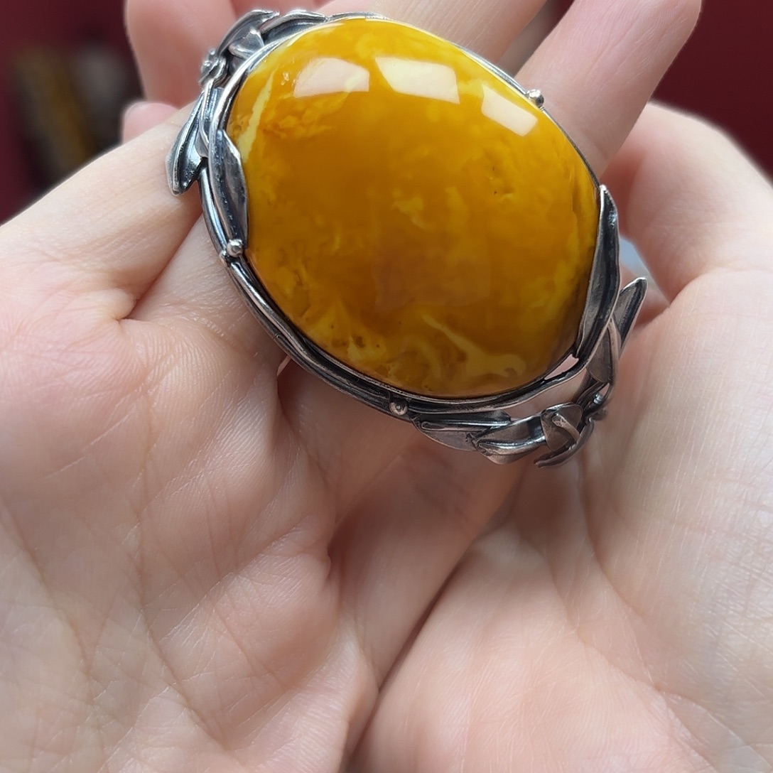 琥珀裸石未镶嵌7手镯