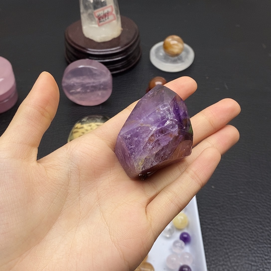 未镶嵌珠宝半成品水晶222水晶石