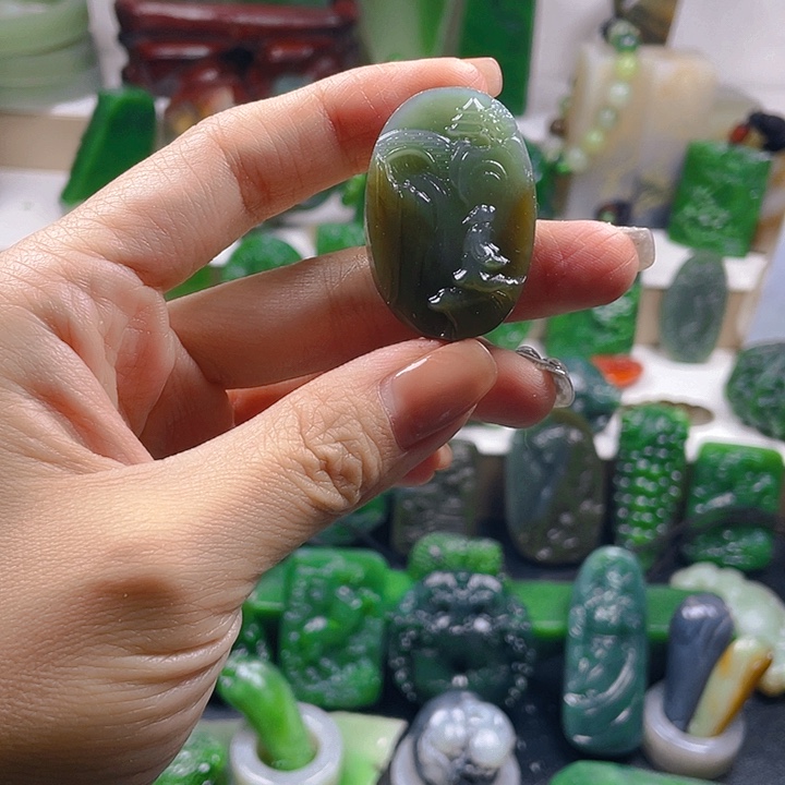 未镶嵌和田玉珠宝半成品